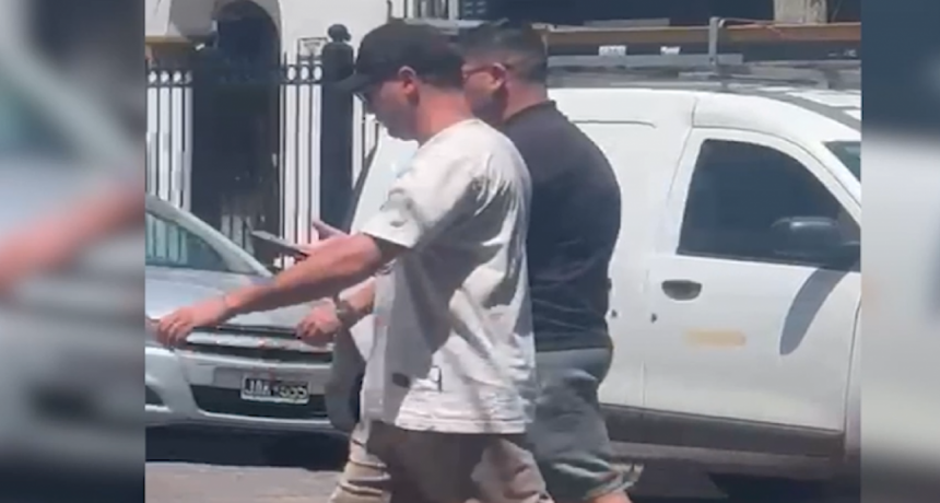 Las cámaras no fallaron: atraparon en Ramos Mejía a dos acusados de asaltar un departamento