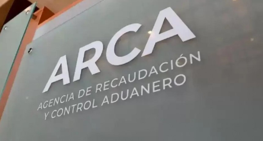 Recategorizaciones en masa y cuotas impagables: monotributistas denuncian un golpe fiscal sin precedentes