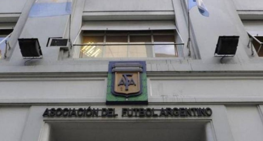 Golpe al corazón del fútbol: allanan la AFA y más de 20 clubes por una causa por lavado que sacude al país