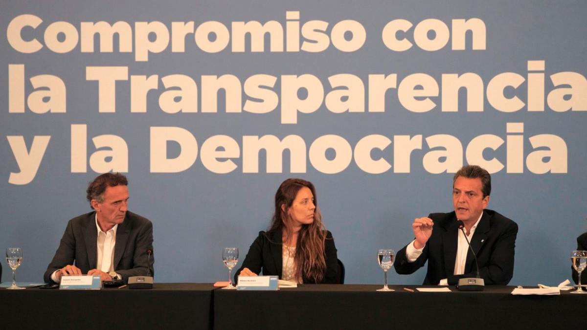 Sergio Massa quiere que la oposición maneje la Oficina Anticorrupción