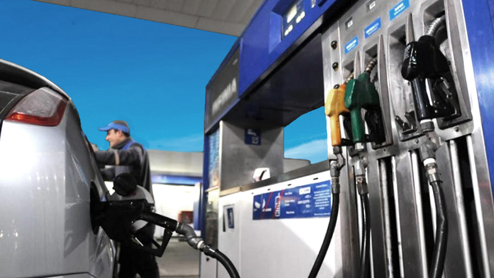 El Gobierno congeló el precio de los combustibles hasta el 31 de octubre