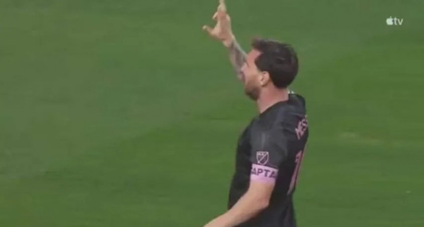 Messi arranc&oacute; el 2025 con gol y una respuesta que hizo estallar a los hinchas mexicanos