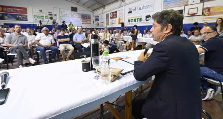 Kicillof desembarc&oacute; en Tres Arroyos con anuncios, cr&iacute;ticas a Milei y una fuerte apuesta por la producci&oacute;n y la salud