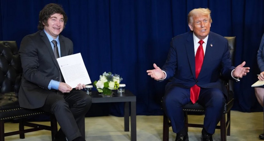 Alarma por un pacto migratorio: Trump busca enviar deportados y Milei negocia recibirlos en la Argentina