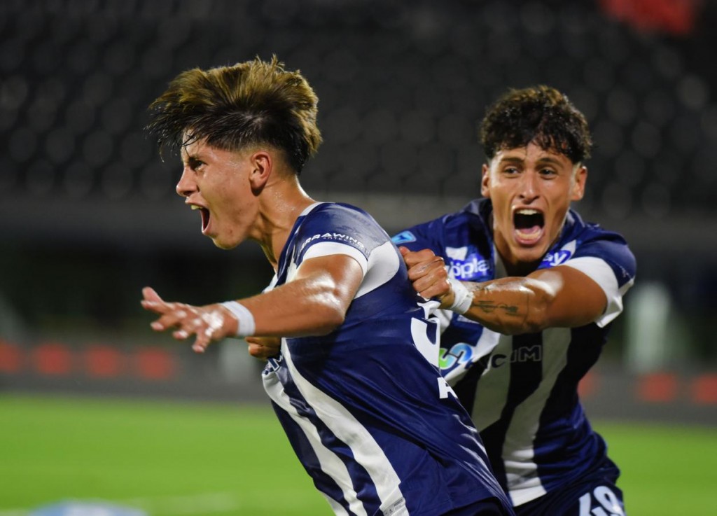 Sufrió, esperó y golpeó al final: Talleres venció a Argentino de Merlo y sigue vivo en la Copa Argentina