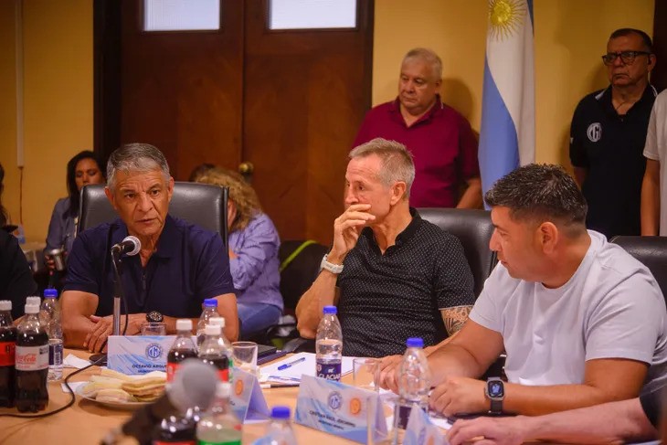 ¿Paro real o jugada política? La CGT acelera una definición clave frente a la reforma laboral de Milei