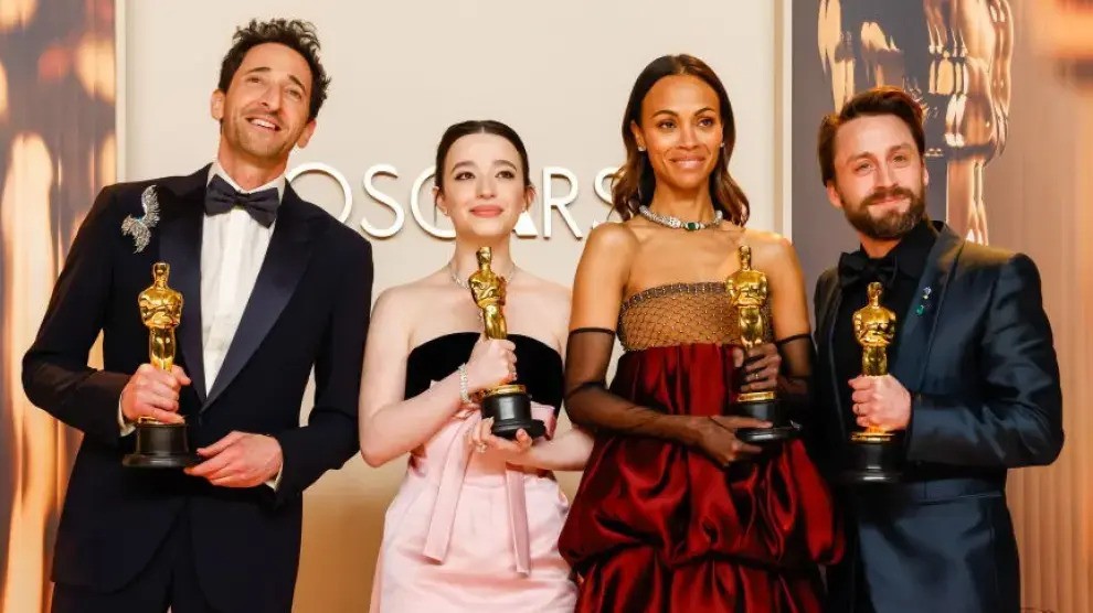 Los Ganadores de los Premios Oscar 2025: Una Noche de Triunfos y Sorpresas