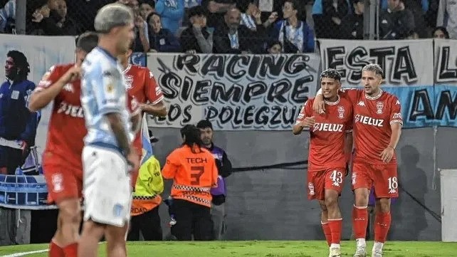 ¡Un golpe demoledor! Huracán dejó a Racing KO antes del clásico con Independiente