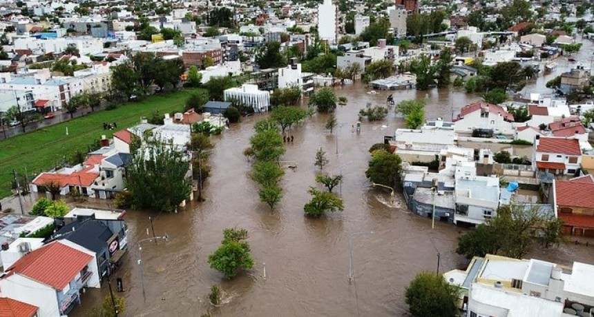 ¡Tragedia en Bahía Blanca! Al menos diez muertos y más de 1.300 evacuados por un temporal histórico