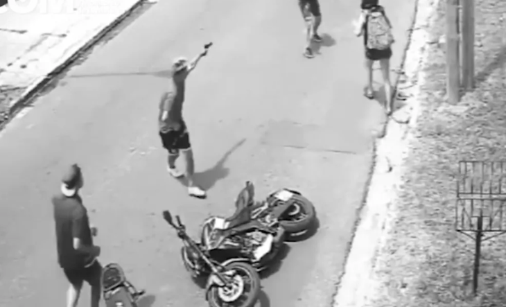 Persecuci&oacute;n en Laferrere: detuvieron a dos delincuentes armados con antecedentes por robos