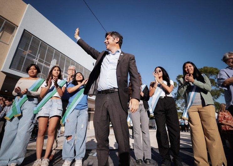 Kicillof inaugur&oacute; una nueva escuela en Villa Gesell y ya suman 310 edificios educativos construidos en la provincia