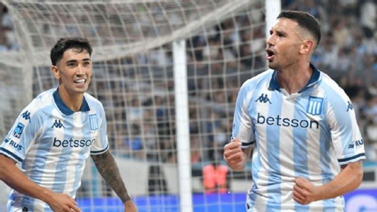 Show de &ldquo;Maravilla&rdquo;: Racing gan&oacute; con autoridad y se meti&oacute; en zona de playoffs