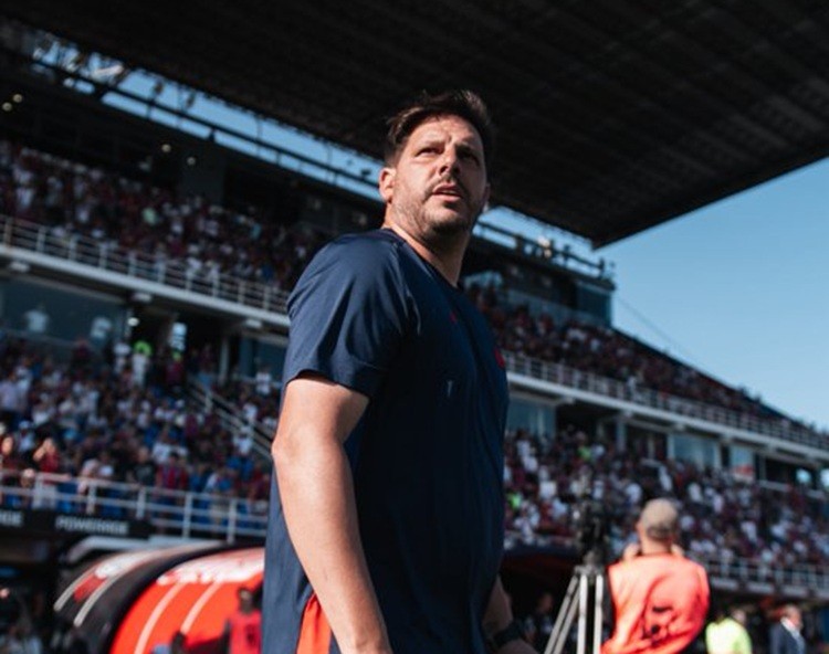 Terremoto en San Lorenzo: tras la humillante goleada, volaron al t&eacute;cnico y estalla la crisis