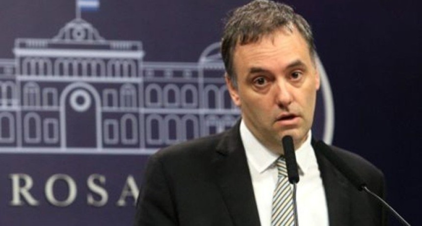 ESC&Aacute;NDALO INMOBILIARIO: investigan a Adorni por la compra de un departamento con un cr&eacute;dito de las propias vendedoras