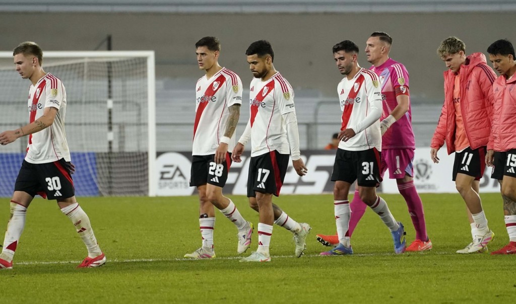 River chocó contra su propia impotencia: empató con Barcelona y complicó su futuro en la Libertadores
