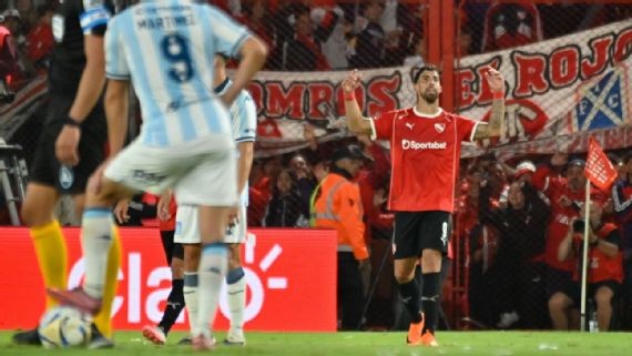 ARDI&Oacute; AVELLANEDA: Independiente golpe&oacute; a Racing en un cl&aacute;sico caliente y se qued&oacute; con todo