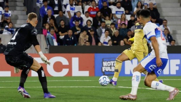 GOLPE DE AUTORIDAD Y SUE&Ntilde;O COPERO: Boca Juniors gan&oacute; en Chile y arranc&oacute; la Libertadores con una victoria clave