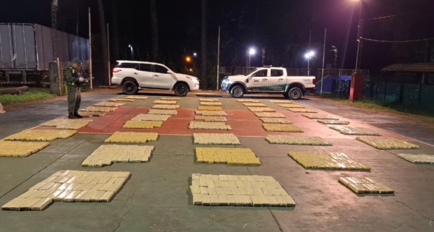 GOLPE MILLONARIO AL NARCOTR&Aacute;FICO: secuestran m&aacute;s de una tonelada de marihuana en Misiones y revelan un dato inesperado