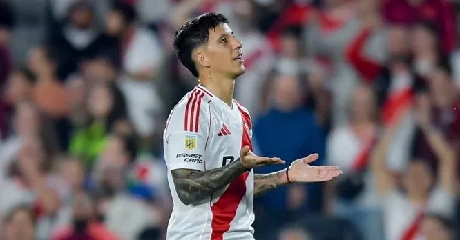 River goleó a Vélez en el Monumental y clasificó segundo a los playoffs