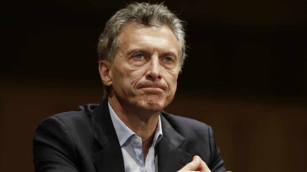 Macri se refugia en el exterior mientras el PRO se desangra tras la derrota en CABA