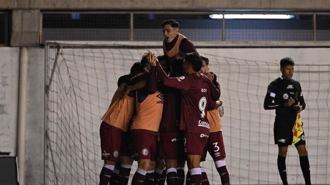 Lanús eliminó a Vélez y avanzó a los octavos de final de la Copa Argentina