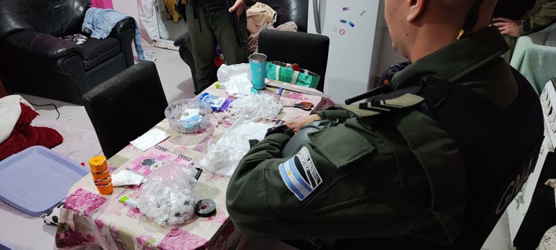 Desarticulan una grupo de “Los Marolas” en el Bajo Flores: seis detenidos, cinco de ellos mujeres