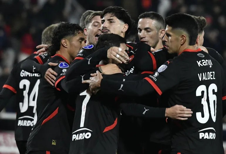 Independiente goleó 7-0 a Nacional Potosí y se metió en octavos de la Sudamericana como líder de grupo