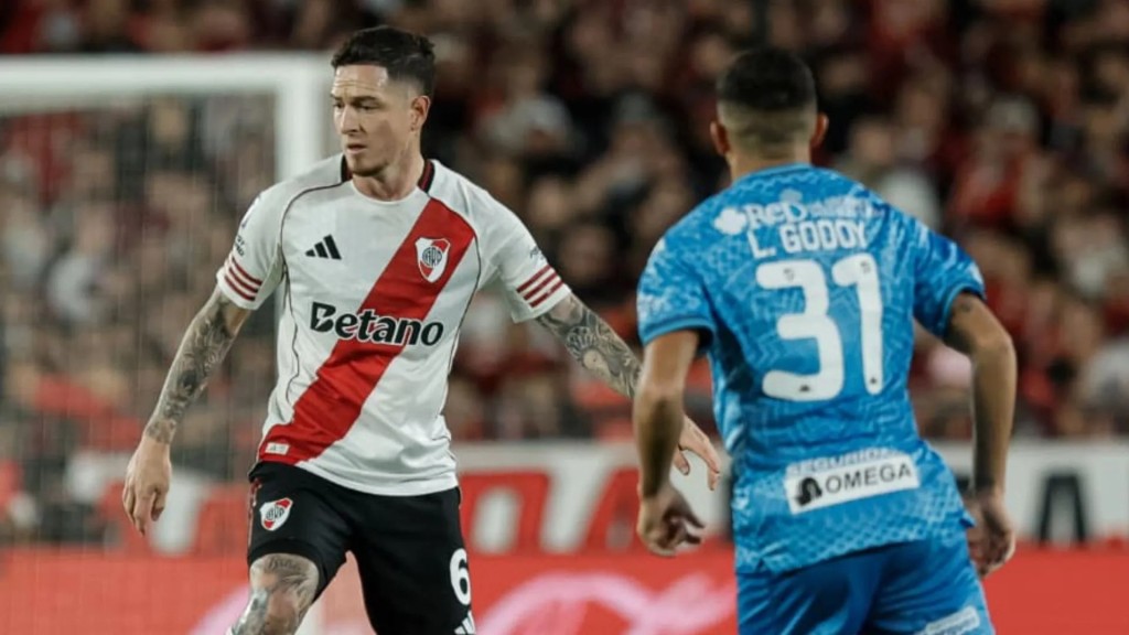 GOLPE Y PREOCUPACI&Oacute;N: River volvi&oacute; a fallar en el Monumental y llega lleno de dudas a los playoffs