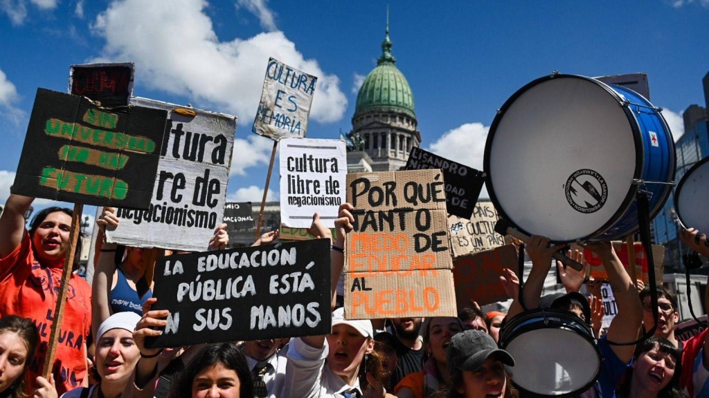 ALARMA TOTAL EN LA UBA: advierten que sus hospitales est&aacute;n en riesgo y convocan a una conferencia clave