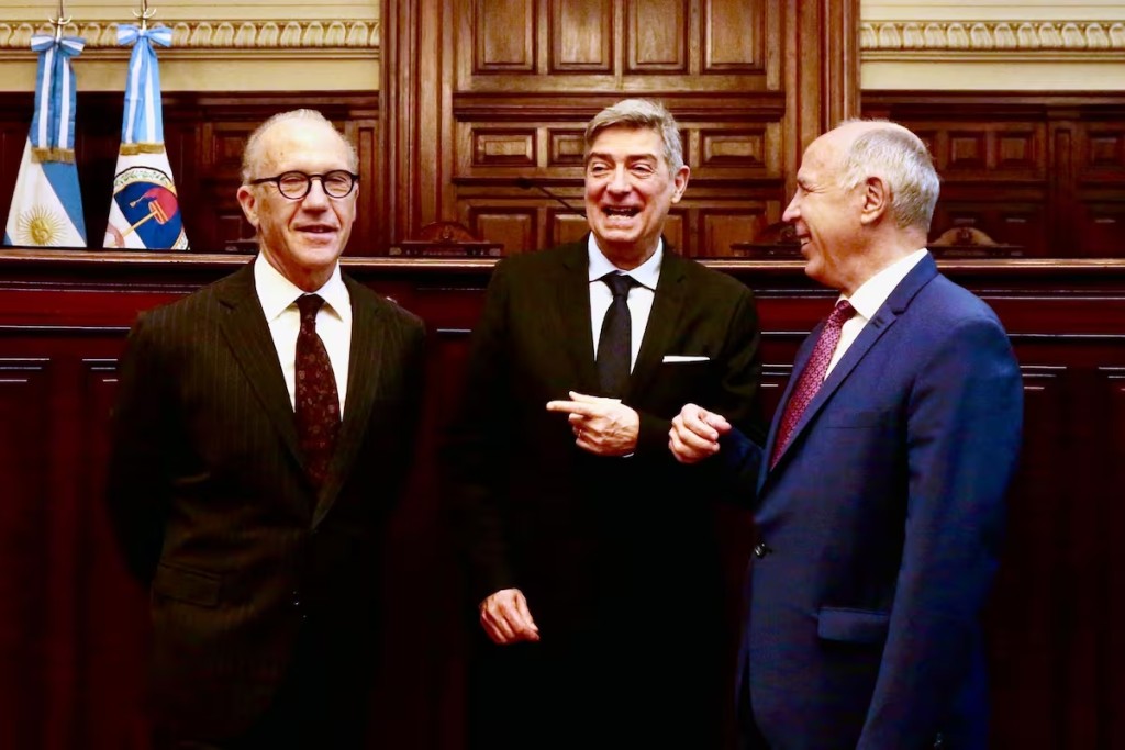 REV&Eacute;S PARA MILEI: la Corte fren&oacute; el intento de blindar la reforma laboral y rechaz&oacute; tratar el caso