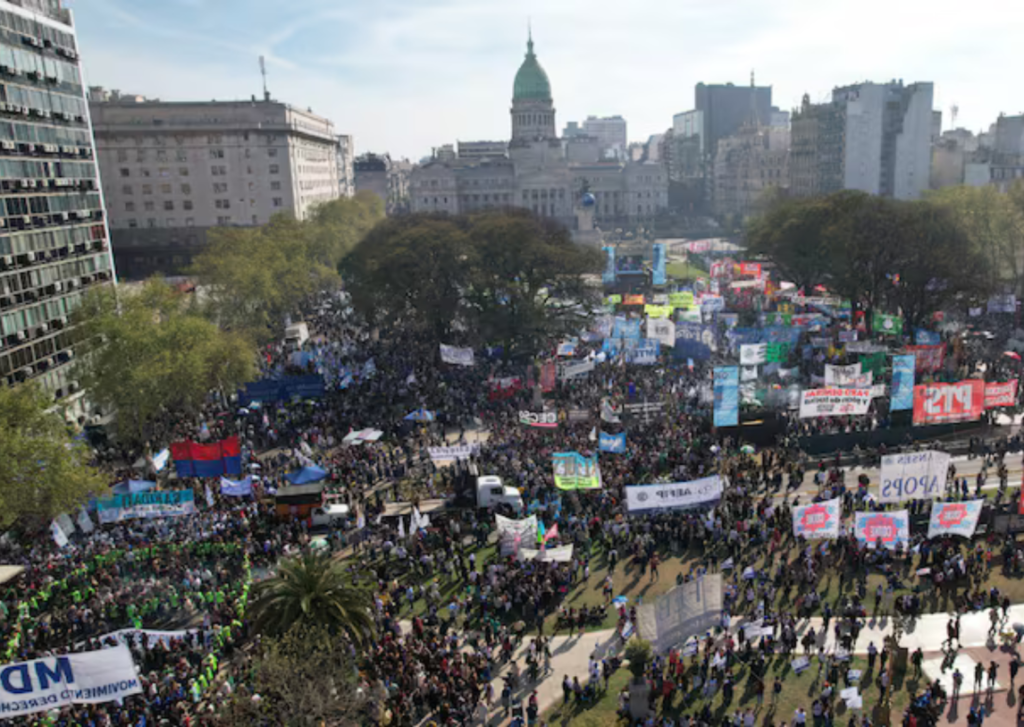 &iexcl;CAOS EN EL CENTRO POR LA MARCHA UNIVERSITARIA! Habr&aacute; cortes masivos y complicaciones para circular