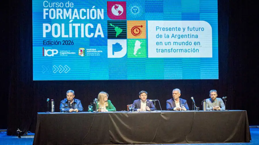 UN RECLAMO POR CRISTINA Y UN CANTO POR AXEL: la interna peronista qued&oacute; expuesta en un acto de Kicillof