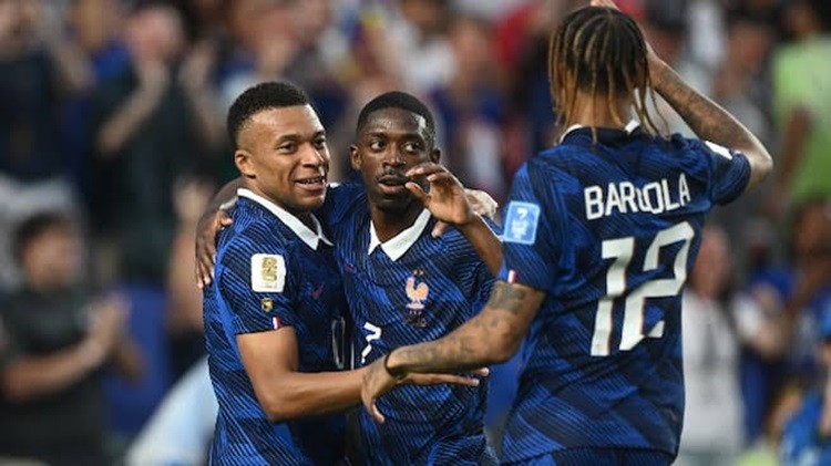 SHOW TOTAL Y CLASIFICACI&Oacute;N ASEGURADA: Mbapp&eacute; lider&oacute; la goleada de Francia y ya est&aacute; en los 16avos del Mundial