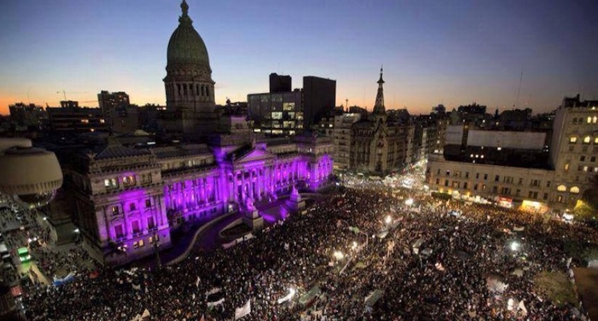 A 11 A&Ntilde;OS DE NI UNA MENOS: miles de personas vuelven a las calles entre reclamos, dolor y pedidos de justicia