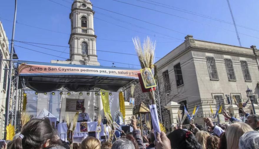 Se arma una marcha masiva contra Milei: las dos CTA se suman y el 7 de agosto promete ser una olla a presión en las calles