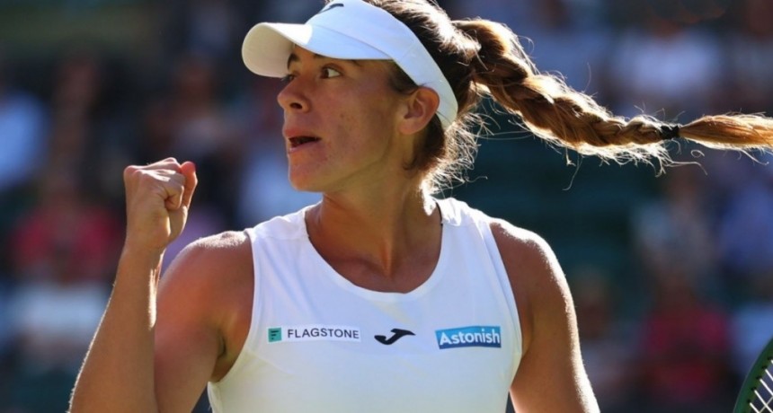 Solana Sierra hizo historia en Wimbledon: venció a la británica Boulter y rompió una racha de 16 años