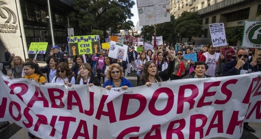 Alerta en el Garrahan: denuncian vaciamiento y precarización laboral en el principal hospital pediátrico del país