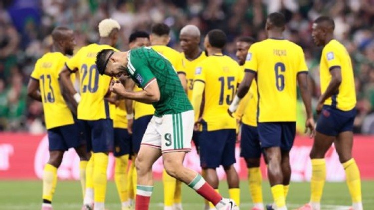 DURO GOLPE PARA ECUADOR: perdi&oacute; con M&eacute;xico en el Azteca y qued&oacute; eliminado del Mundial