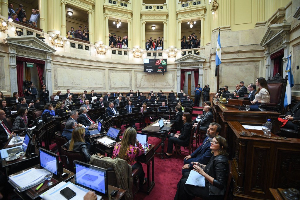LA LIBERTAD AVANZA CHOCA CON EL SENADO: busca aprobar una ley clave sobre propiedad privada, pero no tiene los votos asegurados