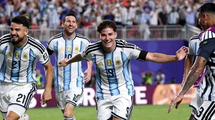 ARGENTINA VOLVI&Oacute; A SUFRIR Y VOLVI&Oacute; A GANAR: elimin&oacute; a Suiza en el alargue y jugar&aacute; una semifinal hist&oacute;rica contra Inglaterra