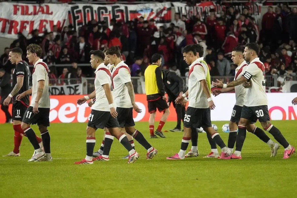 SORPRESA EN EL MONUMENTAL: Barracas Central golpe&oacute; a River y encendi&oacute; las alarmas en el debut del Clausura