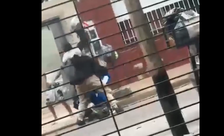 INCRE&Iacute;BLE EN LA MATANZA: vecinos atraparon a un presunto motochorro y descubrieron que su c&oacute;mplice ten&iacute;a prisi&oacute;n domiciliaria