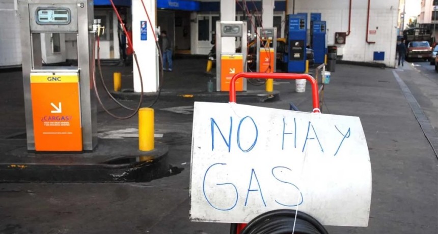 EL FR&Iacute;O DESNUD&Oacute; LA CRISIS ENERG&Eacute;TICA: cortes de gas natural comprimido, industrias en alerta y falta de obras