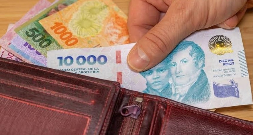 LA INFLACI&Oacute;N QUE MILEI FESTEJA: el &iacute;ndice baja, pero las familias pagan cada vez m&aacute;s tarifas, transporte y alquileres