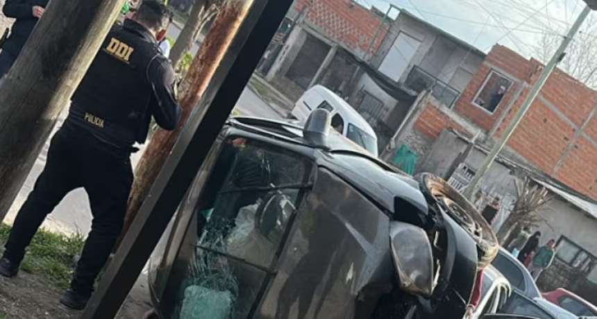 PERSECUCI&Oacute;N FATAL EN LA MATANZA: un joven muri&oacute; y otro fue detenido tras chocar y volcar