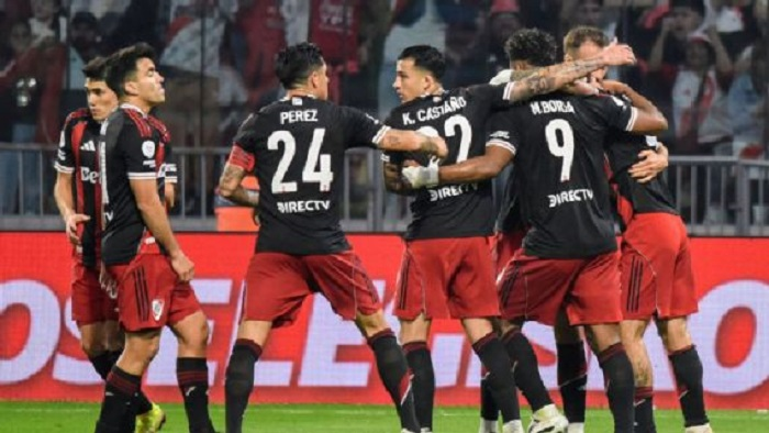 River dominante: goleó a San Martín de Tucumán y se metió en los octavos de final de la Copa Argentina