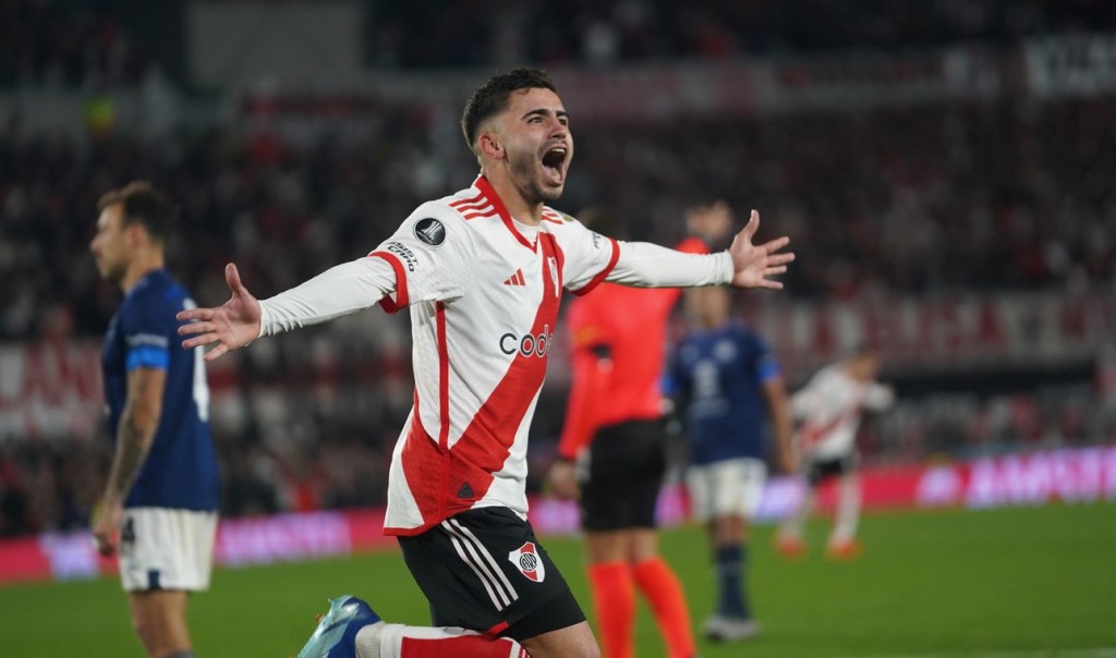 Bomba en el mercado: River vende a Santiago Simón al Toluca por una cifra millonaria