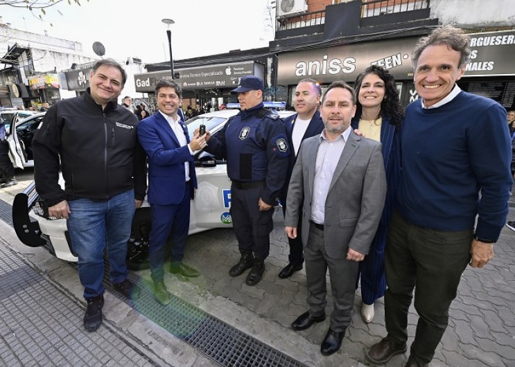 Kicillof despliega patrulleros, cámaras y alarmas para frenar el delito