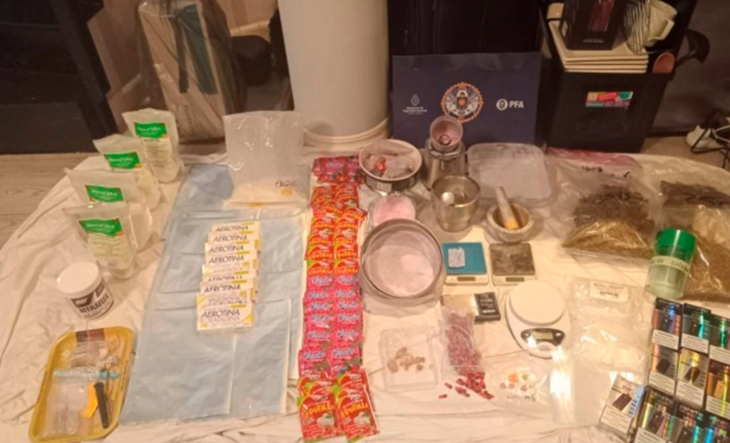 San Justo: cae organización narco con drogas de diseño y arsenal de guerra