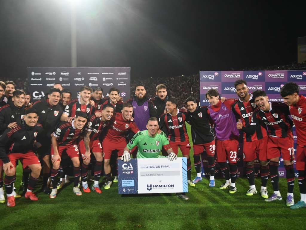River pasó con sufrimiento: Armani se vistió de héroe en los penales y el Millonario está en cuartos de la Copa Argentina